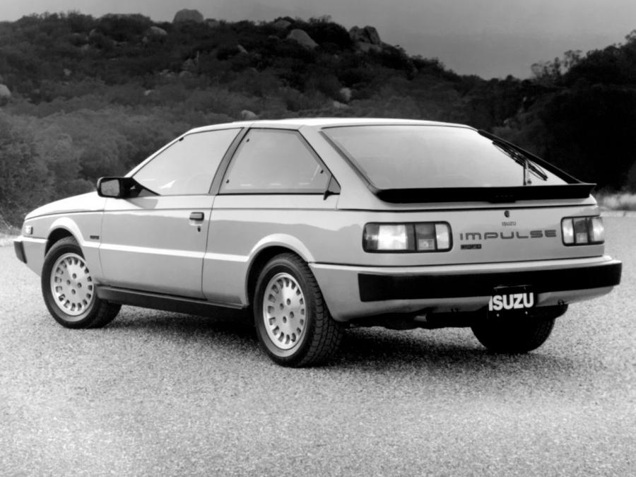  Isuzu Impulse 1988 года  (фото 2 из 2)